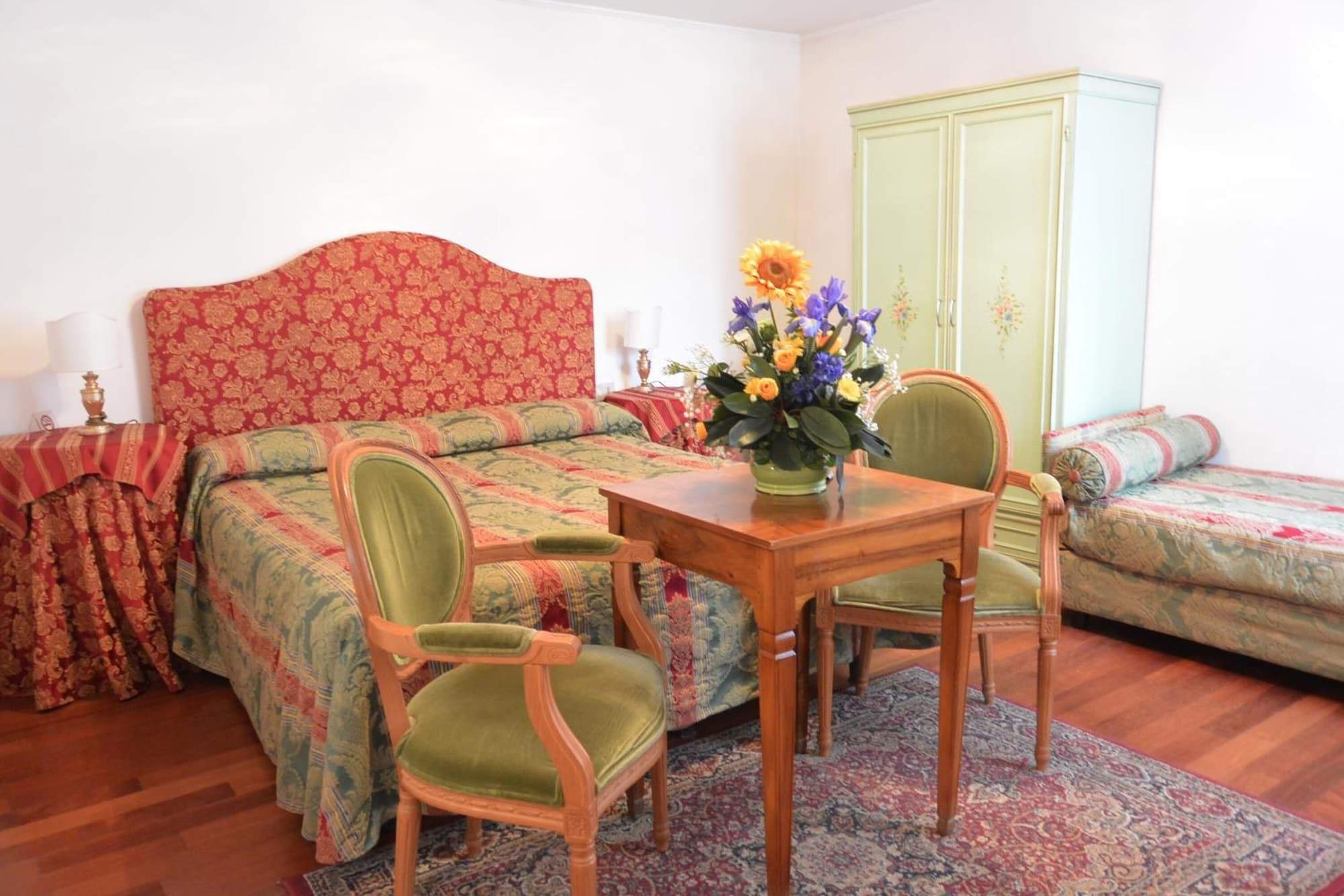 Hotel San Zulian Венеция Экстерьер фото