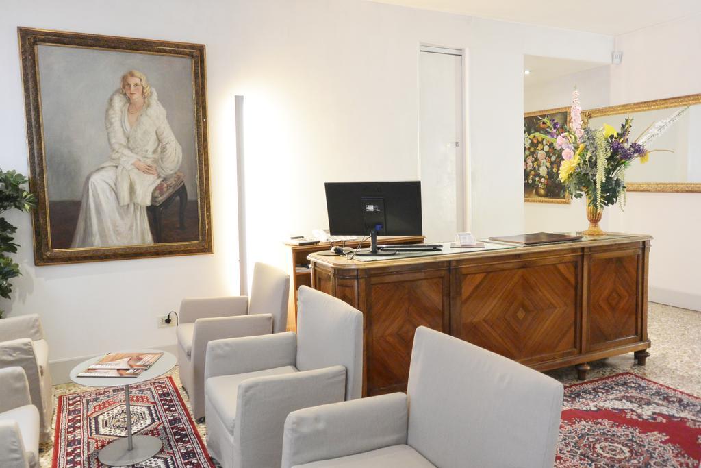 Hotel San Zulian Венеция Экстерьер фото